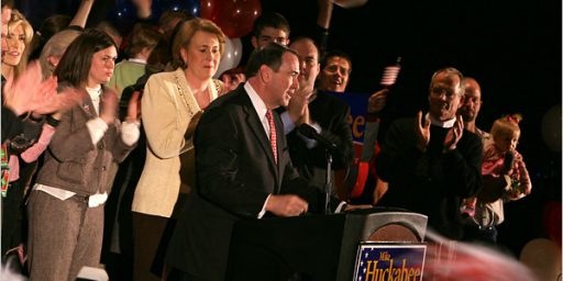 Huckabee Leads In Early 2012 Iowa Poll