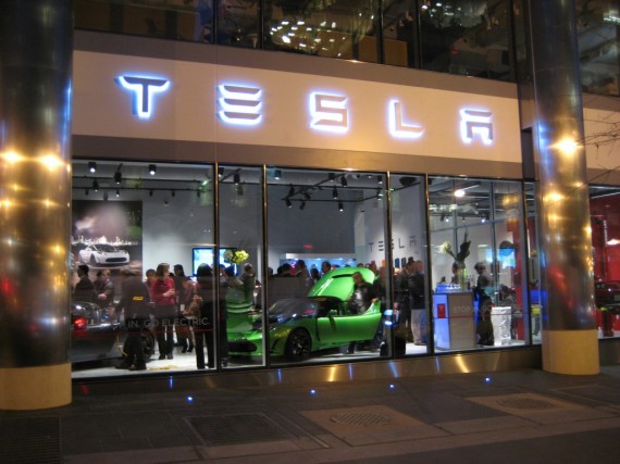 tesla-showroom