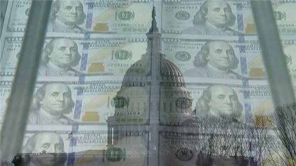 budget-congress-capitol-hundred-dollar-bills