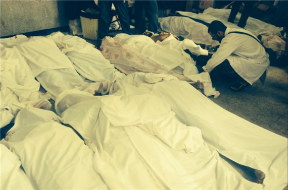 18 bodies in the past 30 minutes in the #MartyrRoom in the #Rabaa makeshift hospital! Not including other hospitals