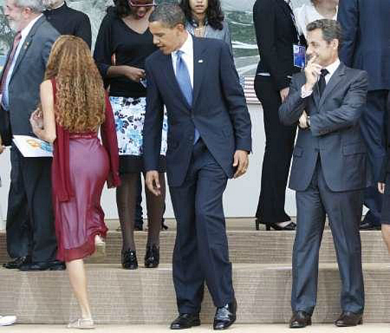 Obama Sarkozy Ogle