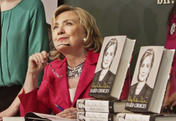 hillary-clinton-hard-choices-signing