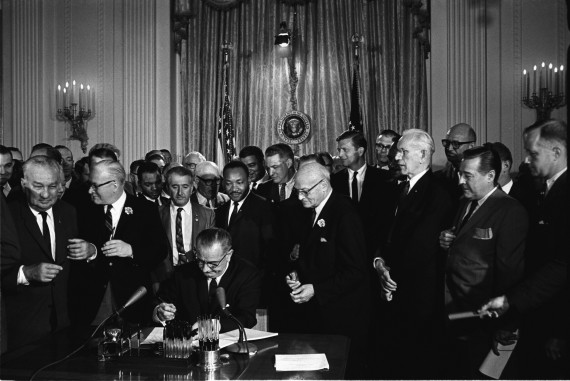 Lyndon_Johnson_signing_Civil_Rights_Act,_July_2,_1964