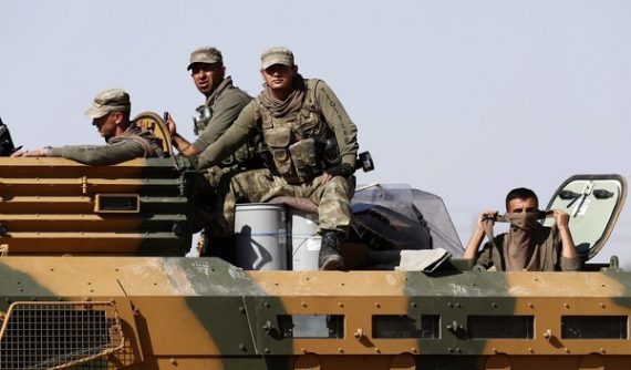 turkish-troops-guard-syrian-border