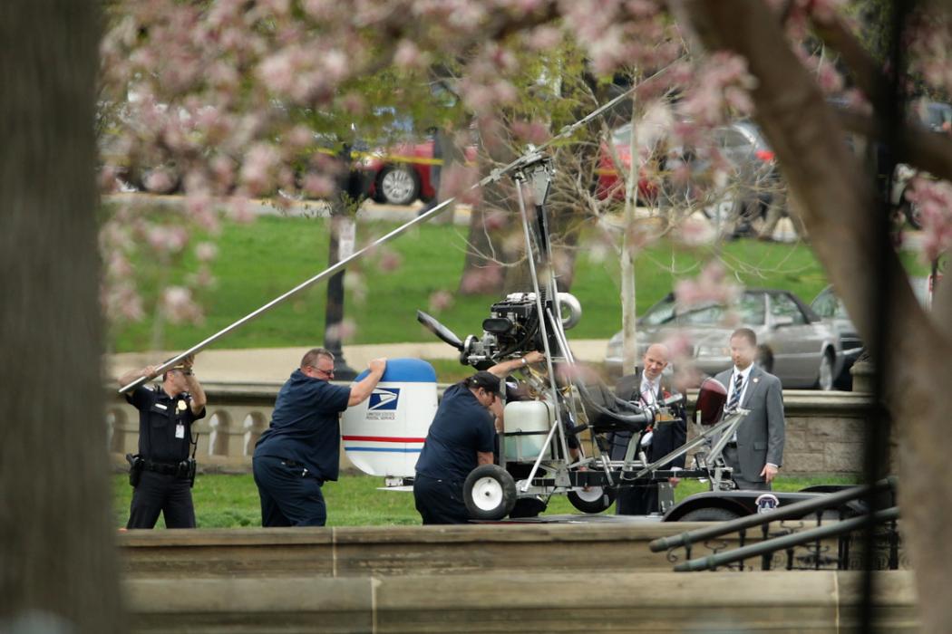 Helicopter Lands On Lawn Of U.S. Capitol