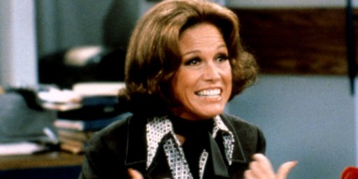 Television Icon Mary Tyler Moore Dies At 80