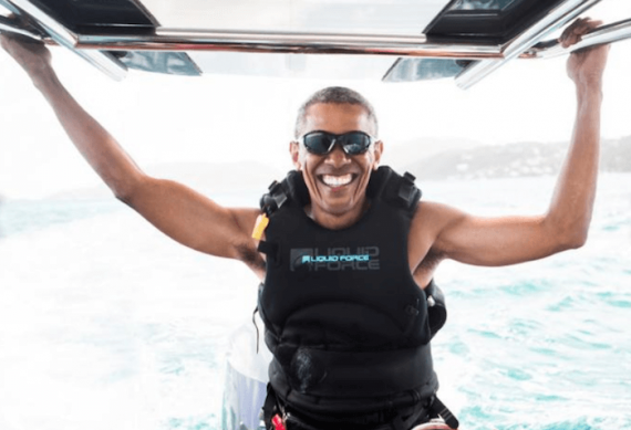 barack-obama-parasailing