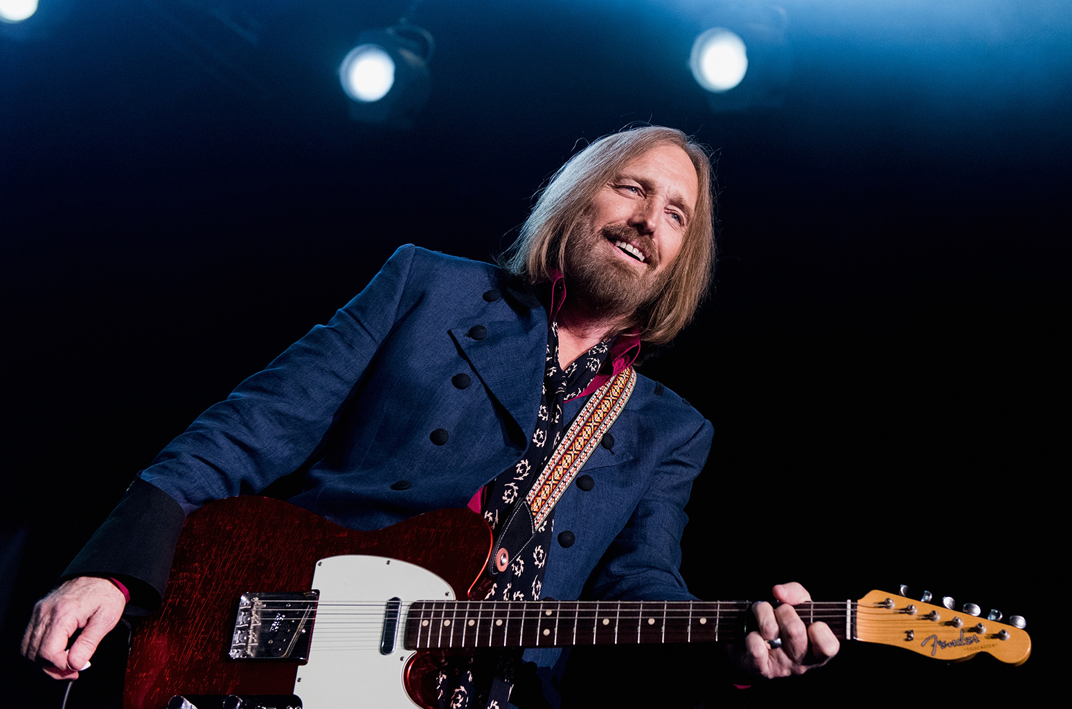 INGLEWOOD, CA - OCTOBER 10:  Tom Petty of Tom Petty And The Heartbreakers performs onstage at The Forum on October 10, 2014 in Inglewood, California.  (Photo by Paul R. Giunta/Getty Images)