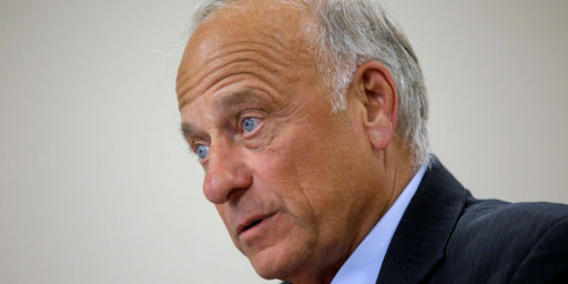 White Supremacist Steve King Ousted in GOP Primary