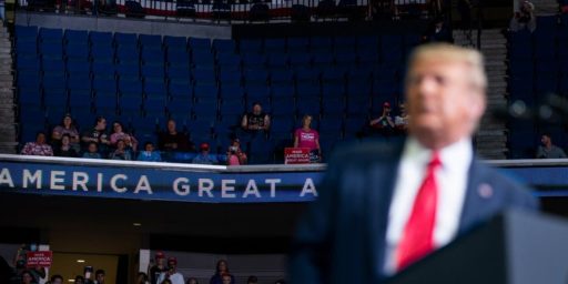 Trump Rally Flops Bigly