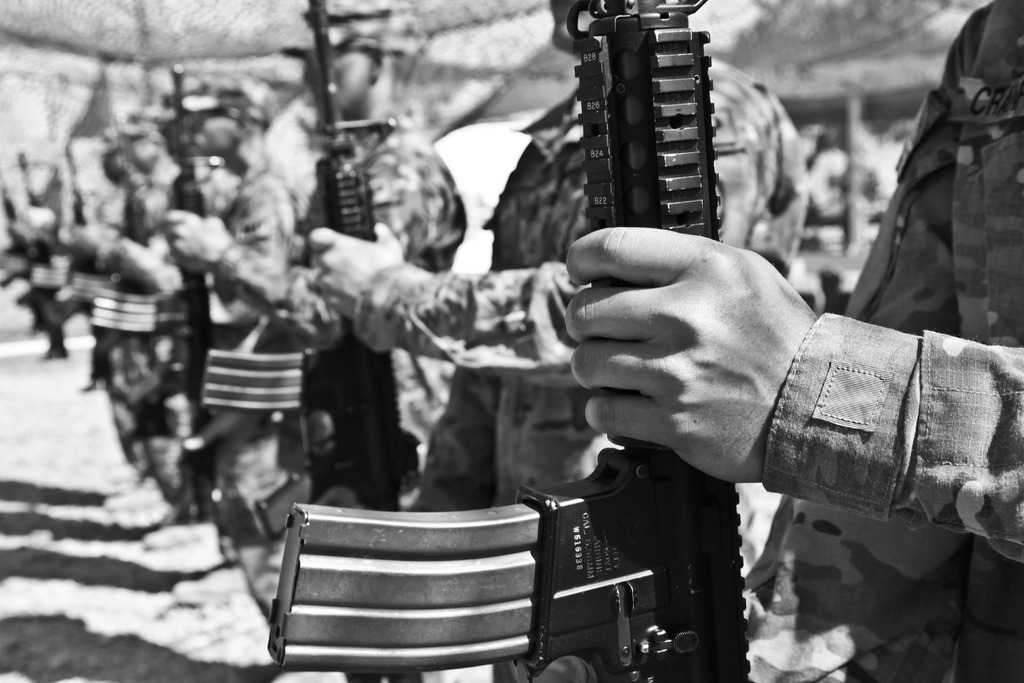 photo of person, suit, black and white, people, military, soldier, army, monochrome, weapon, camouflage, war, shooting, gun, bullets, dangerous, troop, afghanistan, combat, cartridge, monochrome photography, machine gun, militia, camouflage battledress, projectiles, battledress, camouflage