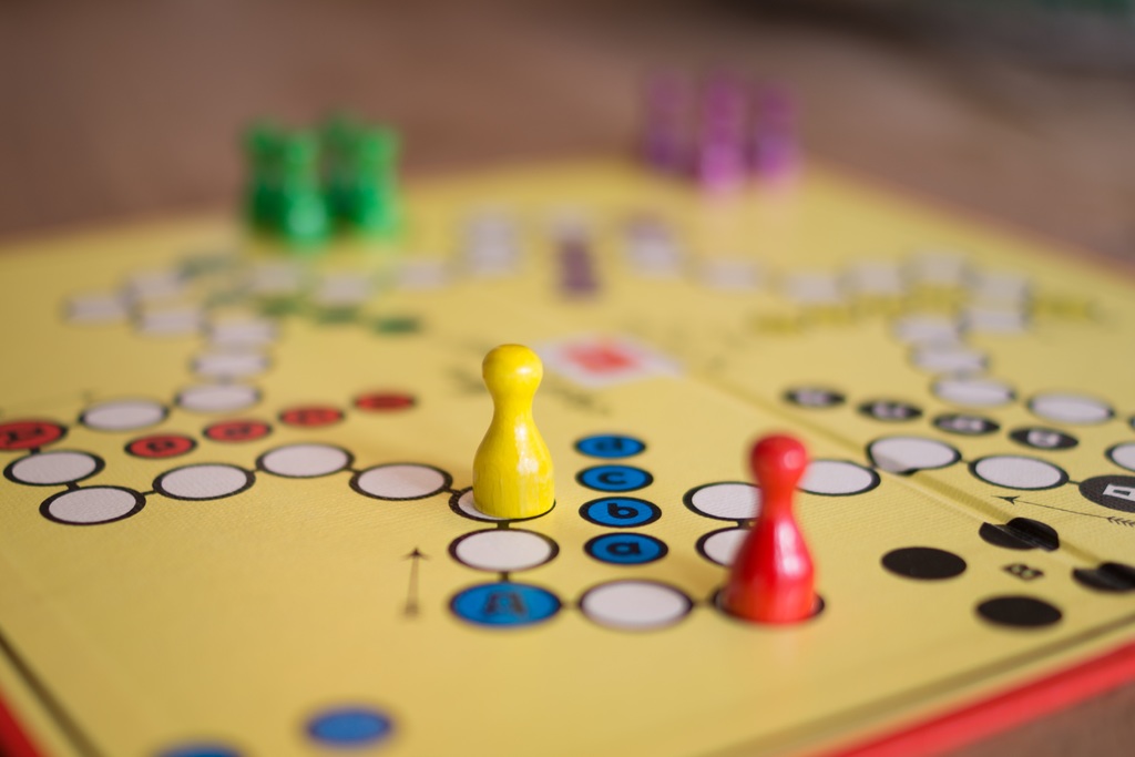 The free high-resolution photo of board, game, play, number, color, business, yellow, competition, strategy, games, shape, pieces, win, indoor games and sports, tabletop game , taken with an SLT-A58 03/10 2017 The picture taken with 35.0mm, f/1.8s, 1/30s, ISO 100