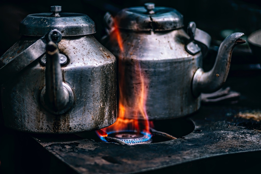The free high-resolution photo of coffee, tea, restaurant, steel, shop, metal, flame, drink, still life, hdr, hot, iron, pots, boiling, still life photography, teapots, man made object, burners, cook stove, gas heat , taken with an unknown camera 03/17 2017 The picture taken with The image is released free of copyrights under Creative Commons CC0. You may download, modify, distribute, and use them royalty free for anything you like, even in commercial applications. Attribution is not required.